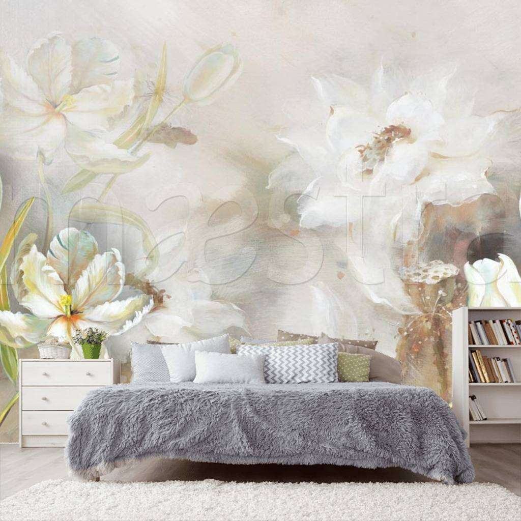 Фотообои в интерьере цветы на нежном светлом фоне  10-520 фото