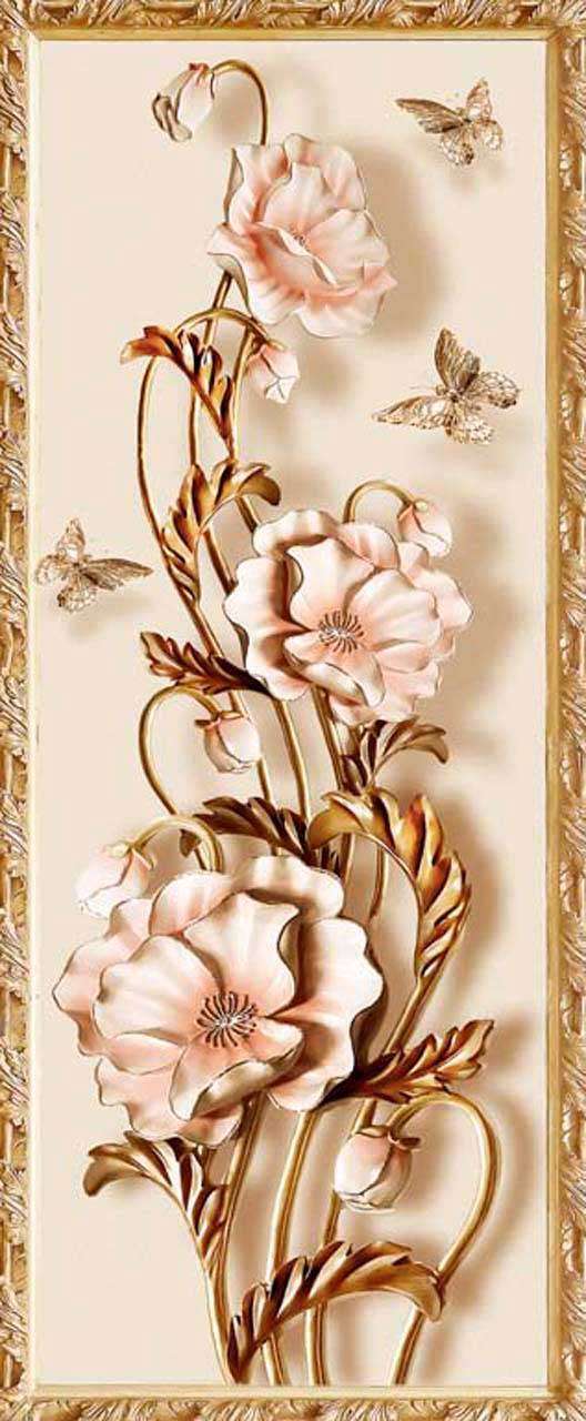 Фотообои в интерьере цветы из лепнины с бабочками  7-528 фото