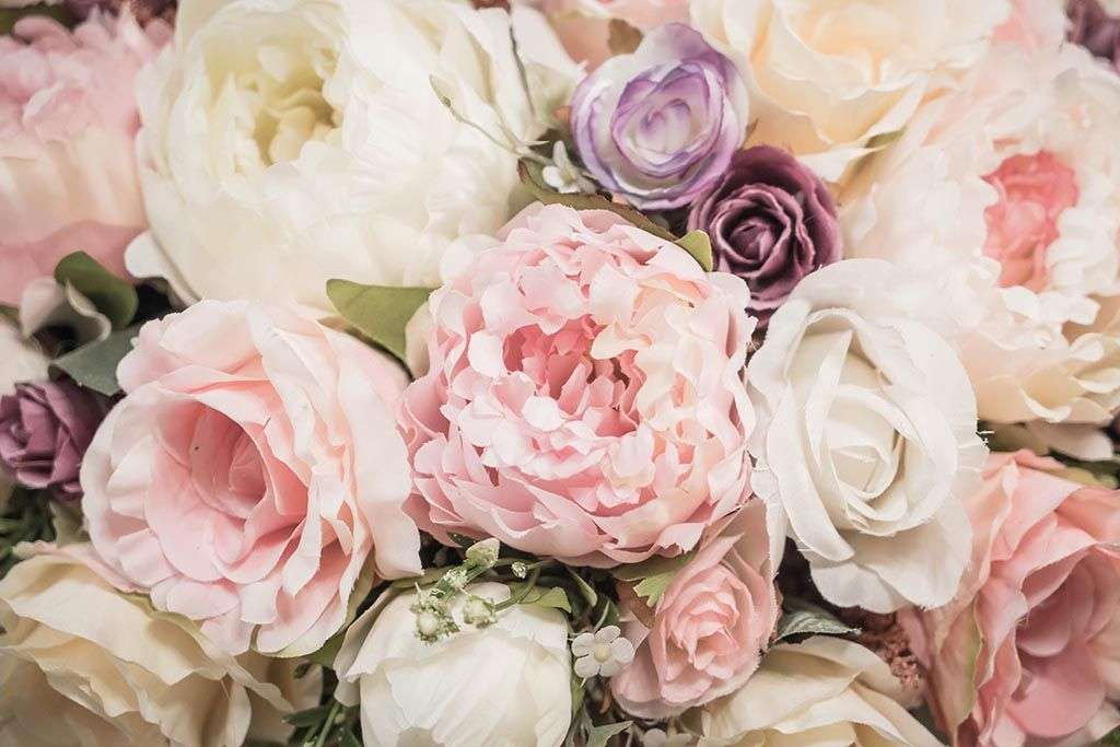 Фотообои в интерьере шикарные пионы  9-1227 фото