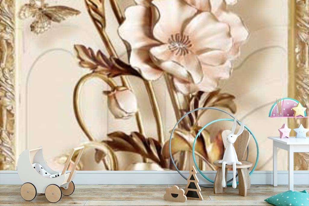 Фотообои в интерьере цветы из лепнины с бабочками  7-528 фото