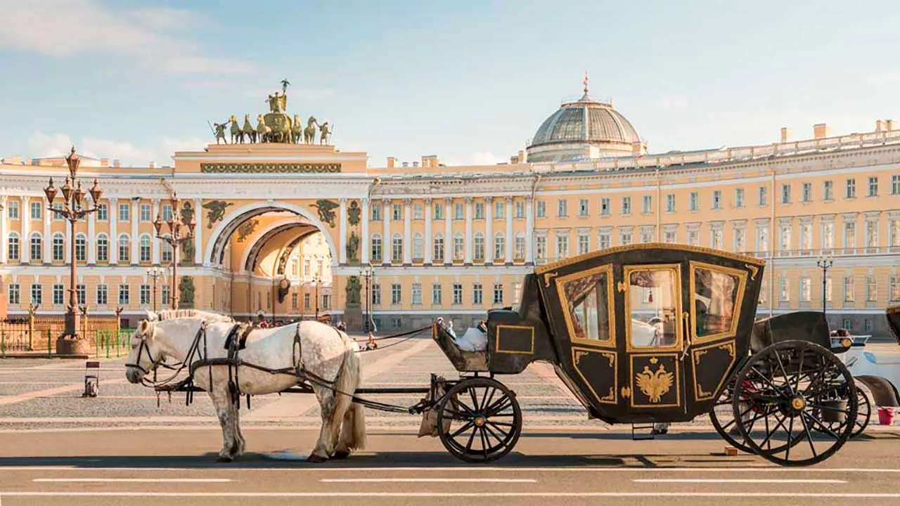 Фотообои в интерьере петропавловская крепость в санкт петербурге  9-641 фото